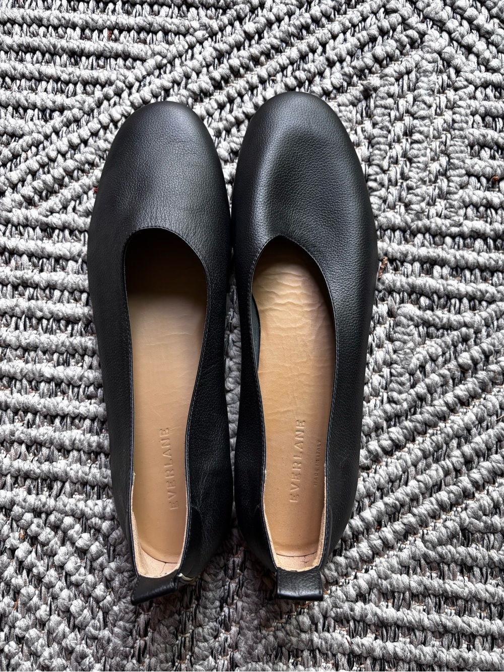Everlane Black Leather Ballet Flats